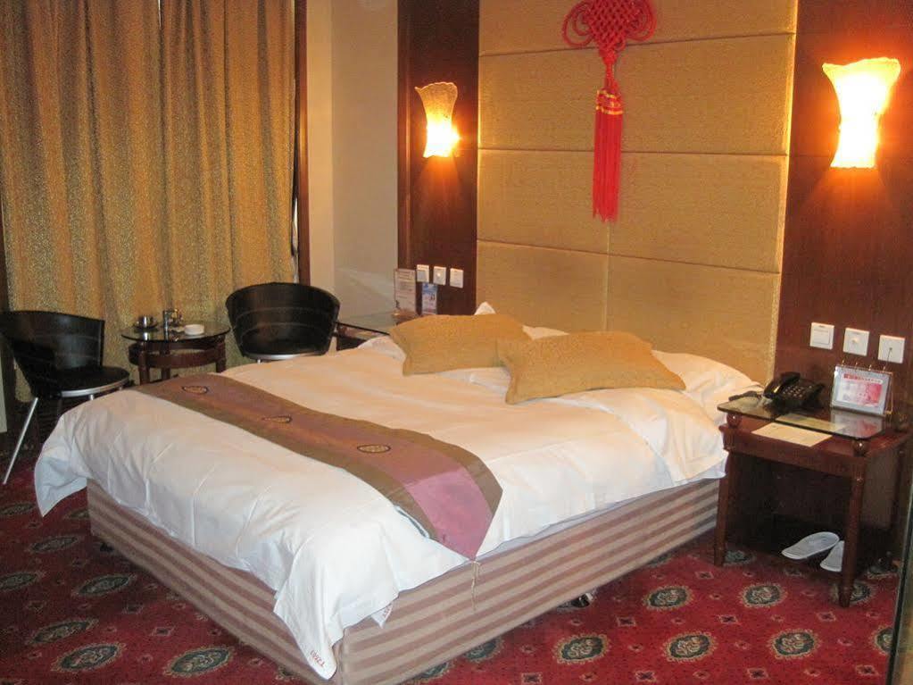 Tianzhi Hotel 哈尔滨 外观 照片
